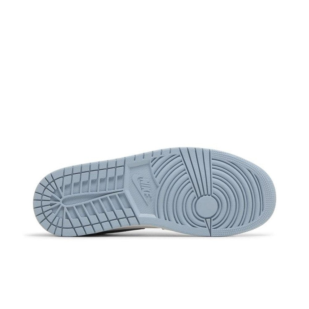 Jordan 1 Low Industrial Blue – zadní pohled | Purekickz