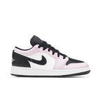 Jordan 1 Low Light Arctic Pink (GS) – boční pohled | Purekickz