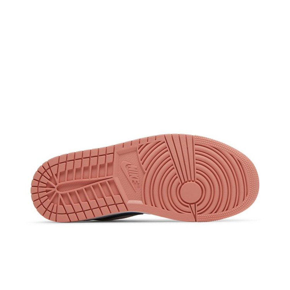 Jordan 1 Low Light Madder Root – zadní pohled | Purekickz
