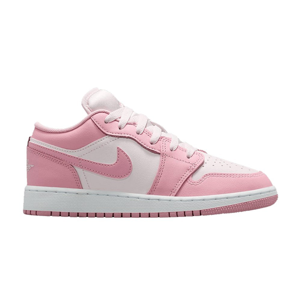 Jordan 1 Low Medium Soft Pink White (GS) – hlavní pohled | Purekickz