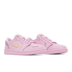 Jordan 1 Low Method of Make Perfect Pink (W) – lifestyle foto | Purekickz