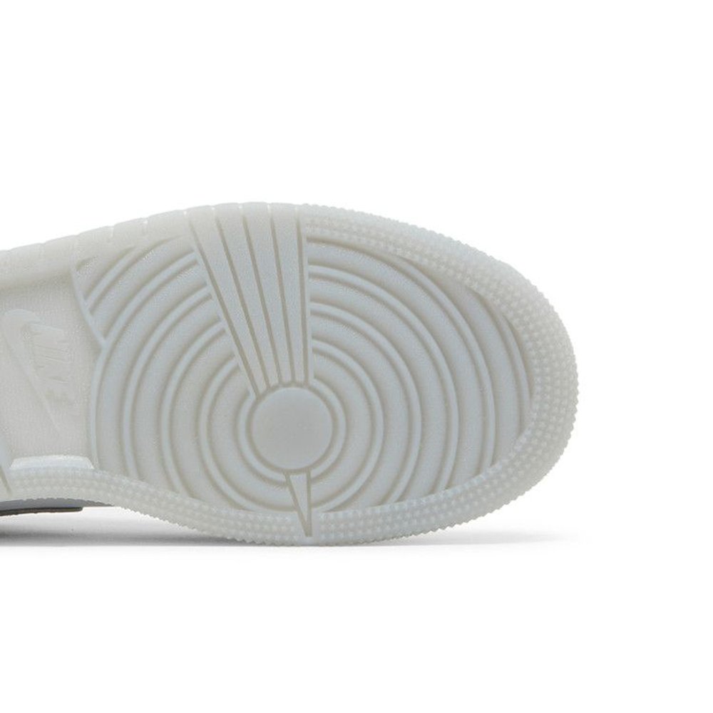 Jordan 1 Low New Emerald (GS) – pohled shora | Purekickz