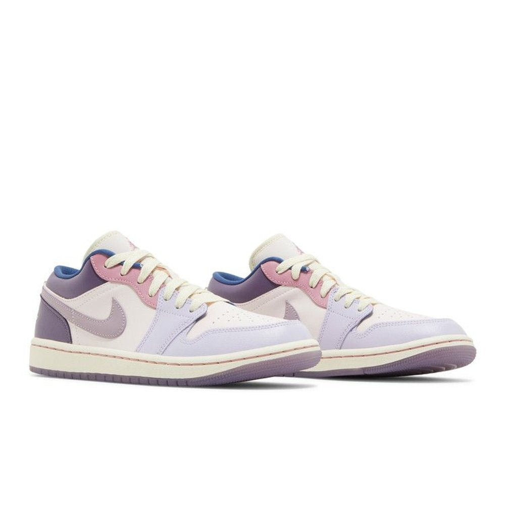 Jordan 1 Low Pastel Purple (W) – lifestyle foto | Purekickz