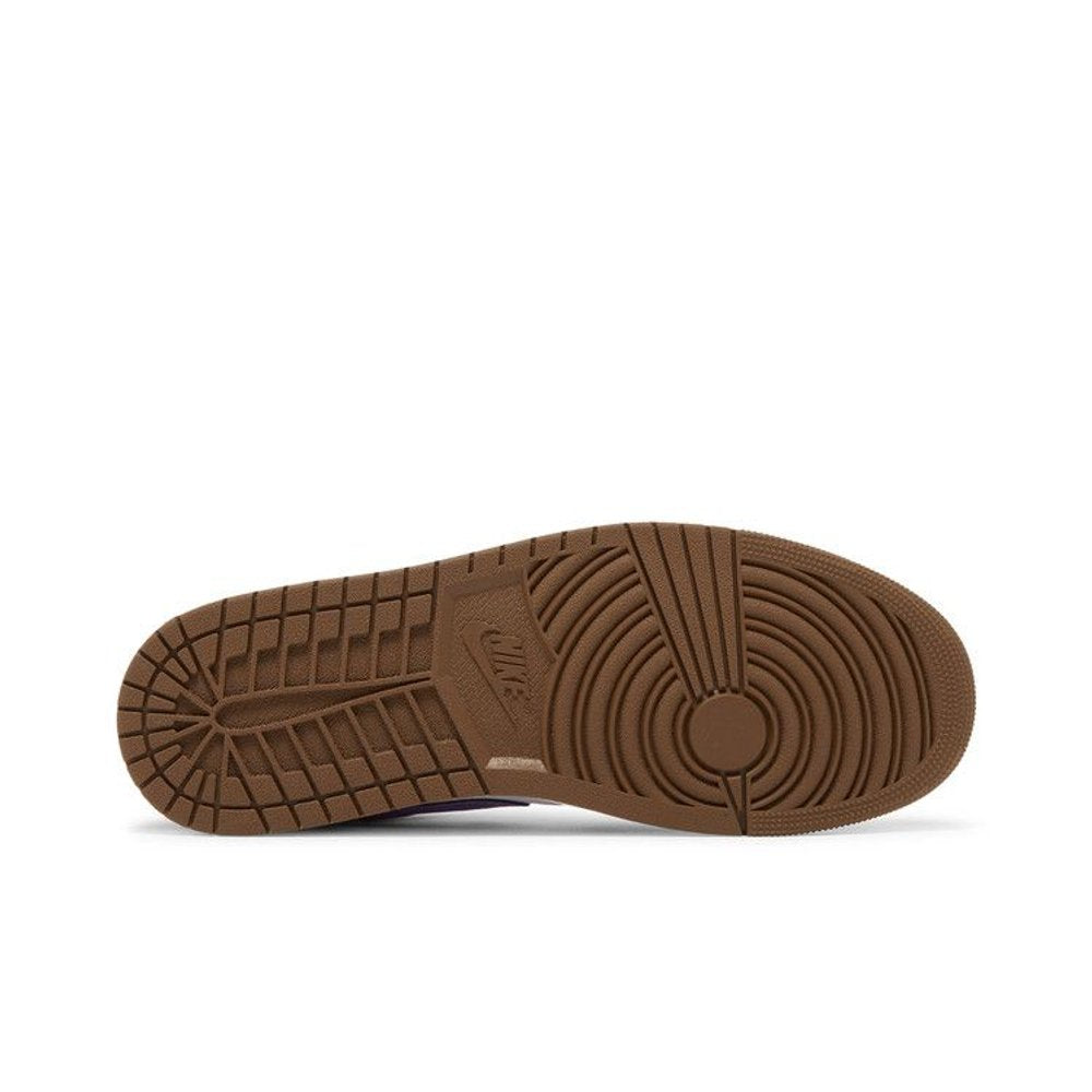 Jordan 1 Low Purple Mocha – zadní pohled | Purekickz