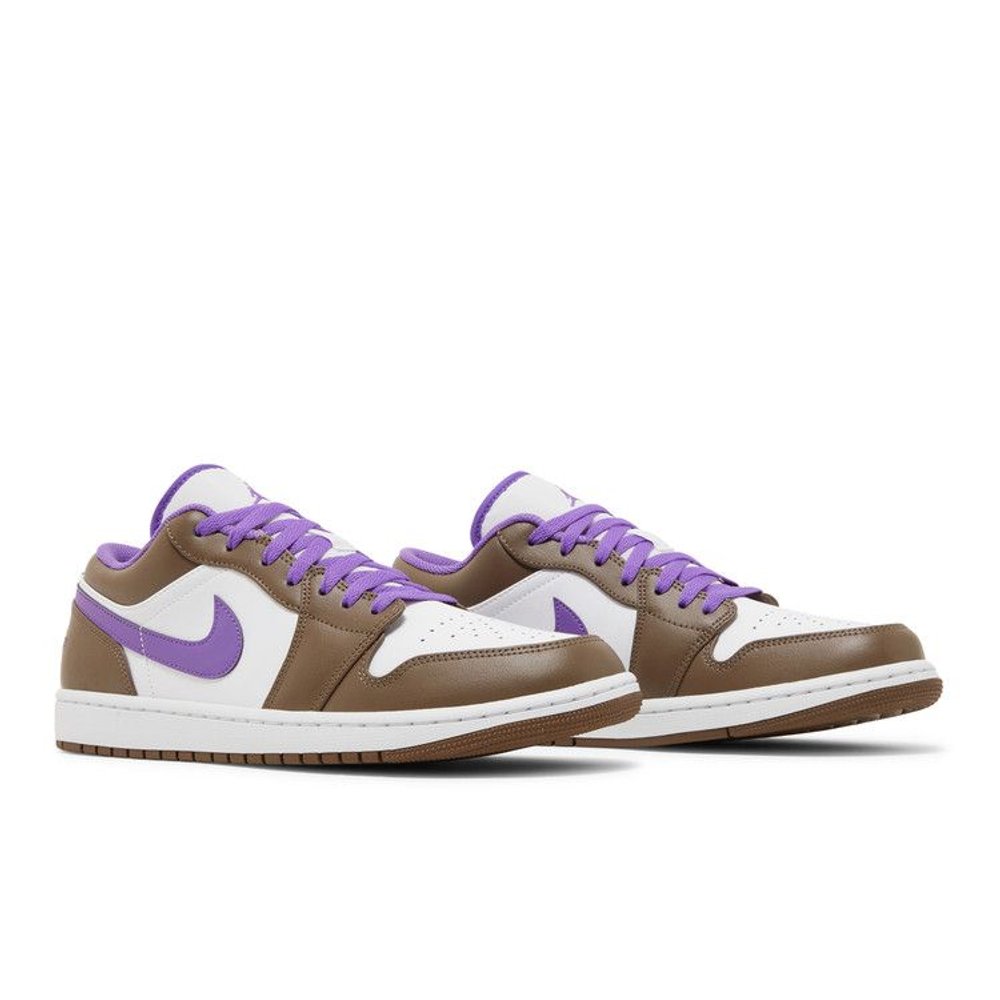 Jordan 1 Low Purple Mocha – lifestyle foto | Purekickz