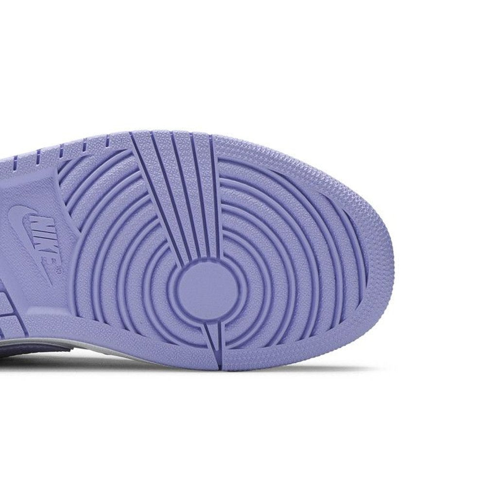 Jordan 1 Low SE Arctic Punch – pohled shora | Purekickz