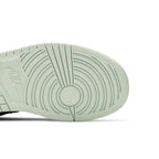 Jordan 1 Low SE Barely Green – pohled shora | Purekickz