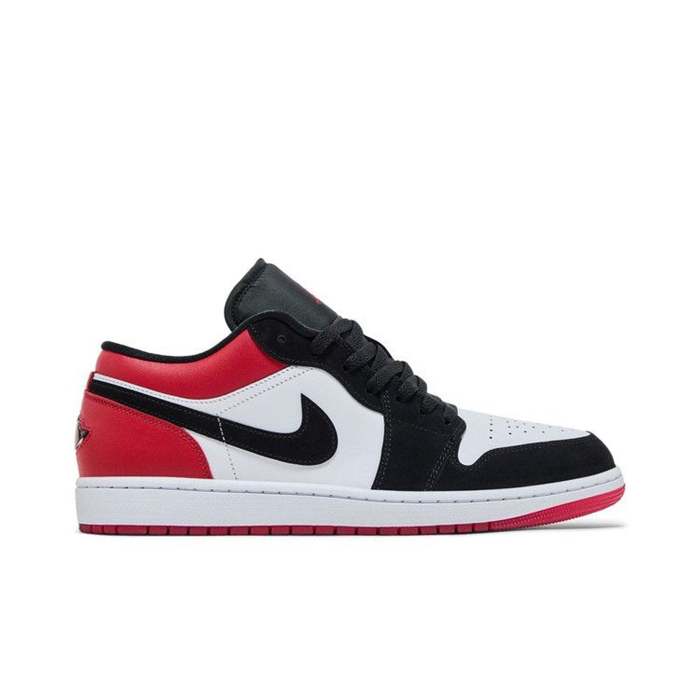 Jordan 1 Low SE Black Toe (2025) – boční pohled | Purekickz