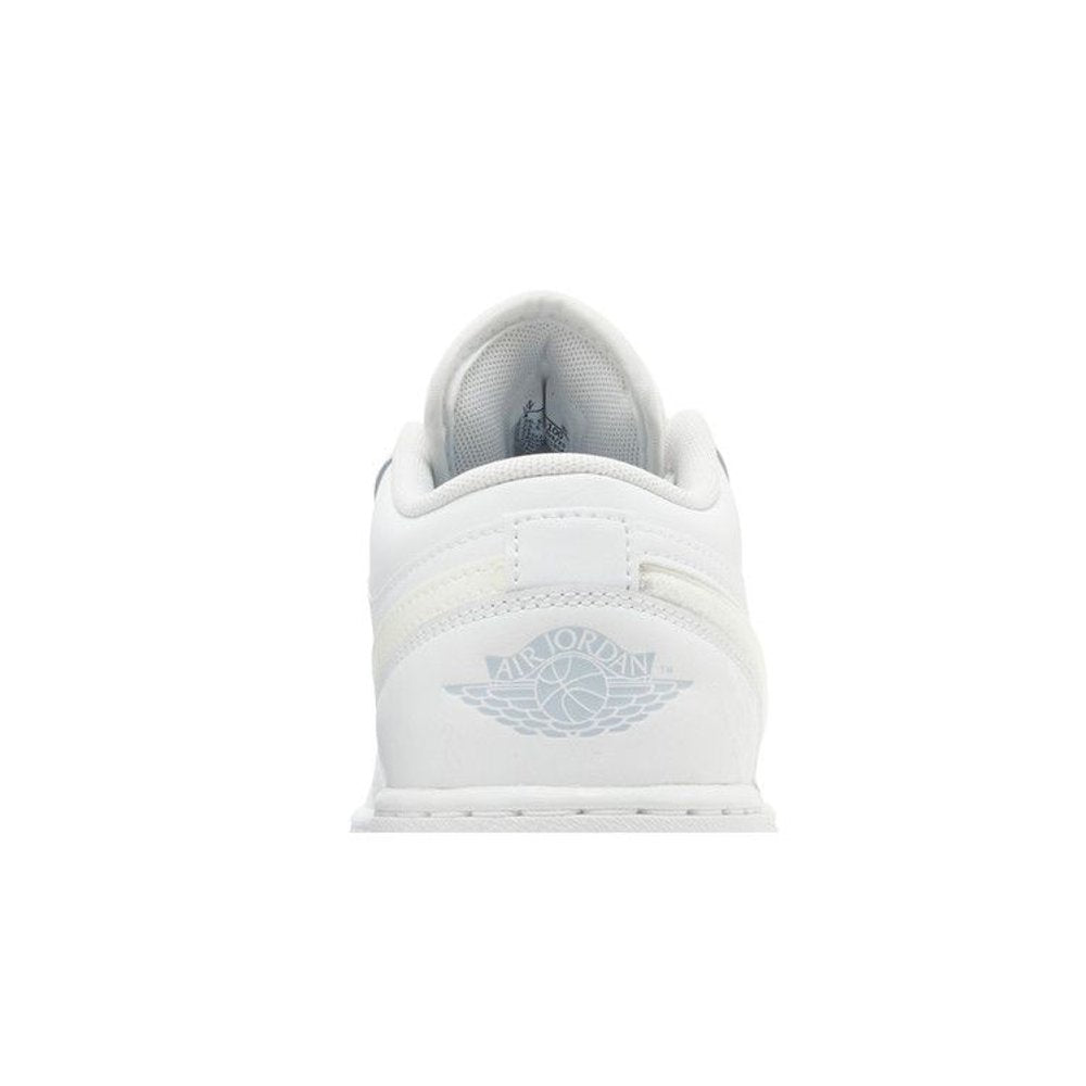 Jordan 1 Low SE Glitter Swoosh (GS) – detail materiálu | Purekickz