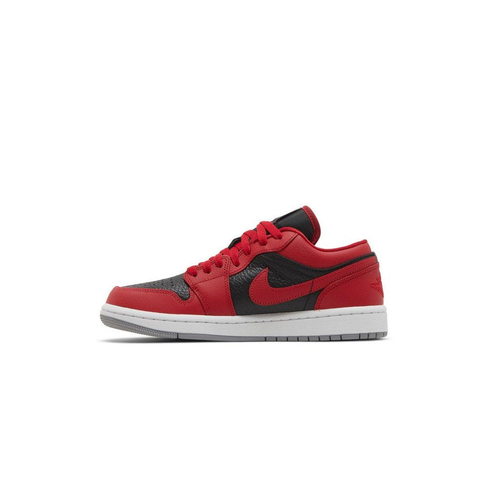 Jordan 1 Low SE Homage Split Gym Red Cement Grey (W) – detail | Purekickz