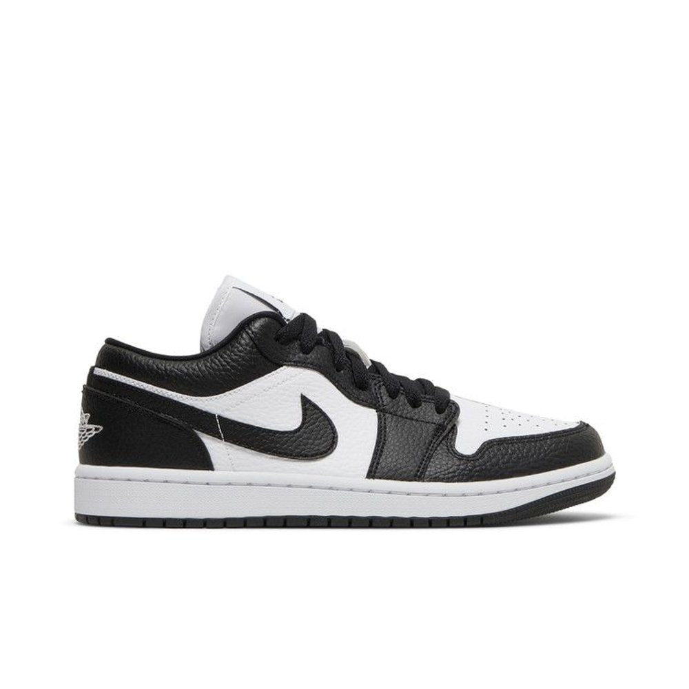 Jordan 1 Low SE Homage Split White Black (W) – boční pohled | Purekickz