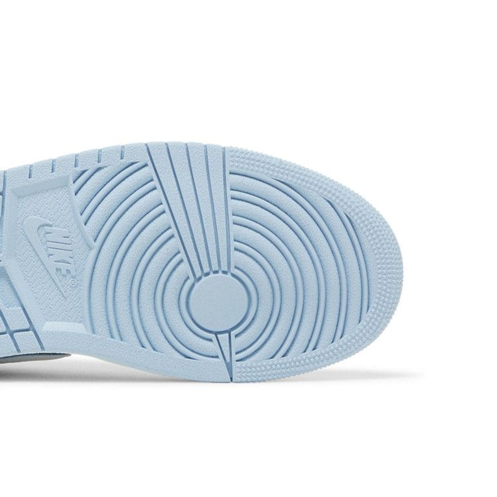 Jordan 1 Low SE Reverse Ice Blue – pohled shora | Purekickz