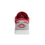 Jordan 1 Low SE Smoke Grey Gym Red (GS) – detail materiálu | Purekickz