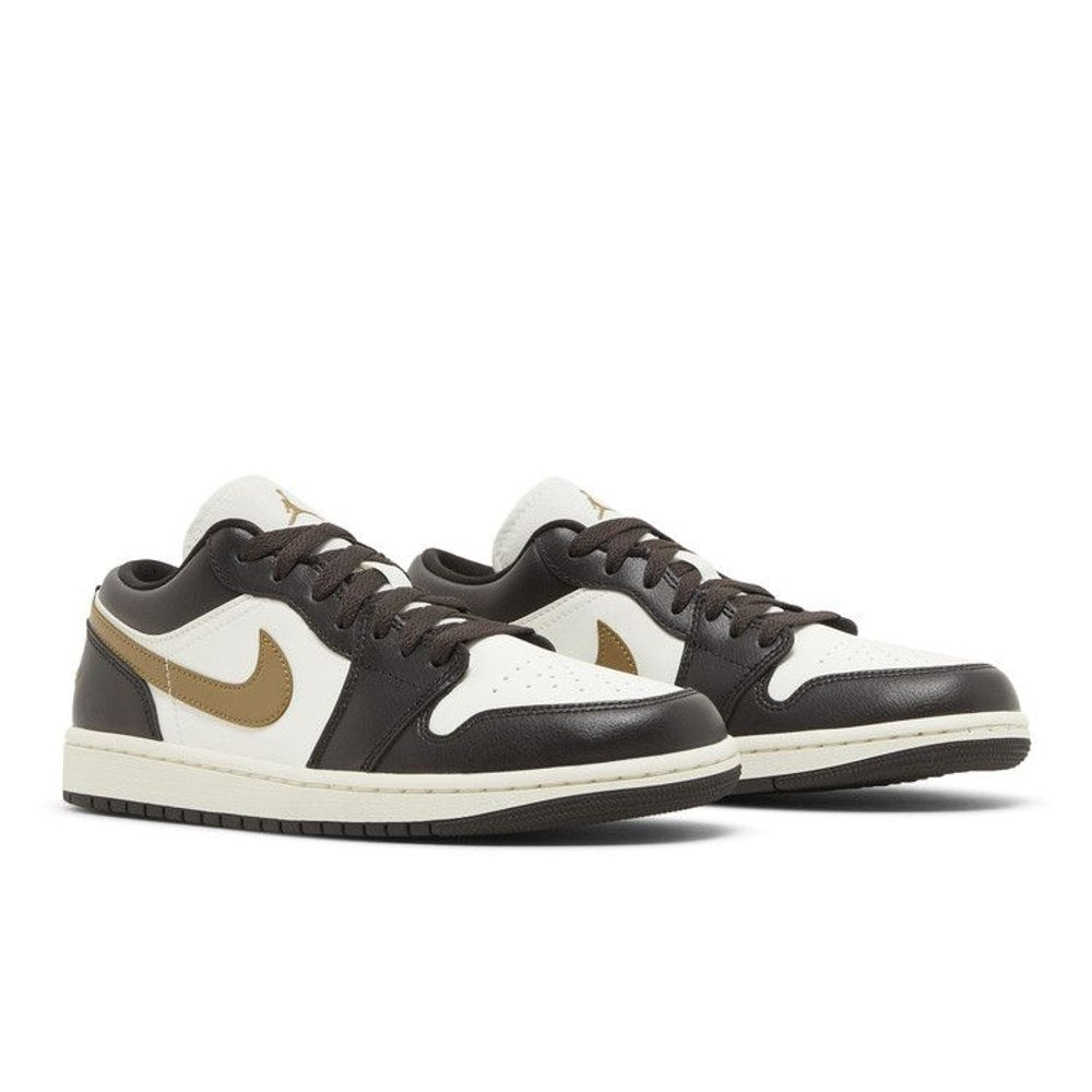 Jordan 1 Low Shadow Brown (W) – lifestyle foto | Purekickz
