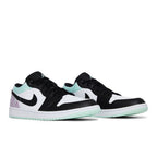 Jordan 1 Low Tie-Dye – lifestyle foto | Purekickz