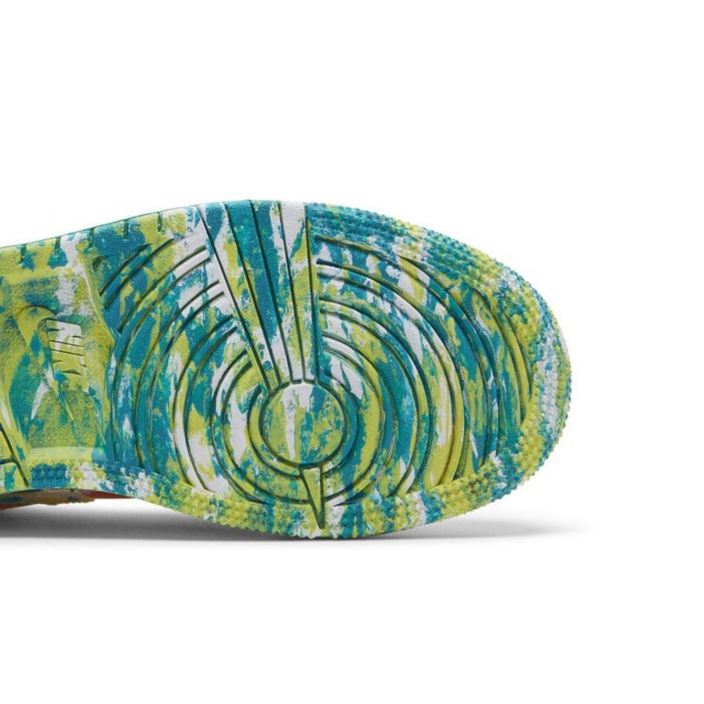 Jordan 1 Low Tie Dye (GS) – pohled shora | Purekickz