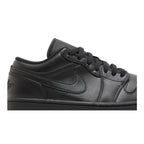 Jordan 1 Low Triple Black – detail | Purekickz