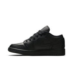 Jordan 1 Low Tumbled Leather Black (GS) – hlavní pohled | Purekickz