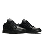 Jordan 1 Low Tumbled Leather Black (GS) – lifestyle foto | Purekickz
