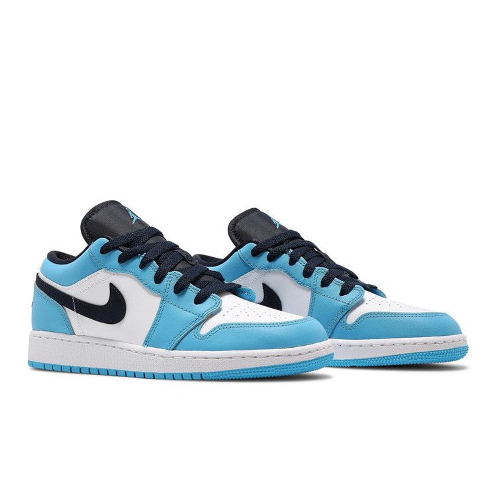 Jordan 1 Low UNC (2021) (GS) – lifestyle foto | Purekickz