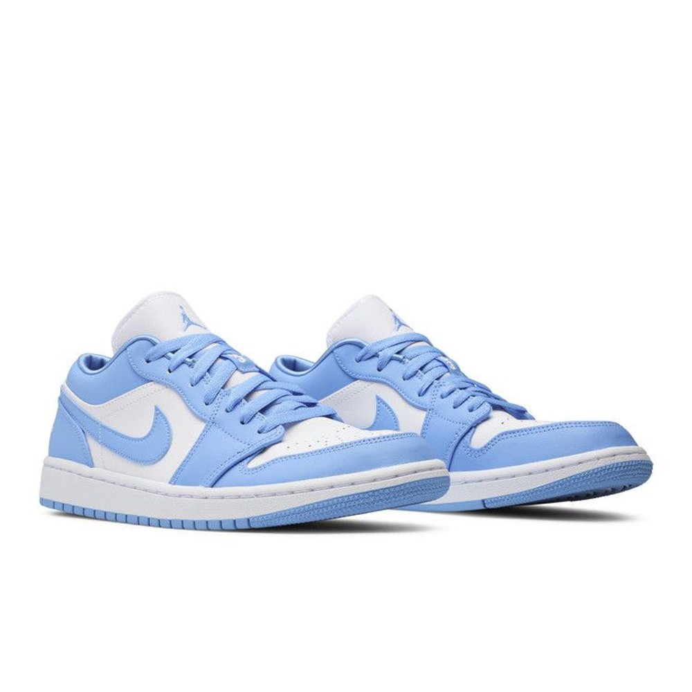 Jordan 1 Low UNC (W) – lifestyle foto | Purekickz
