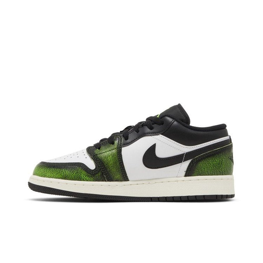 Jordan 1 Low Wear Away Electric Green (GS) – hlavní pohled | Purekickz