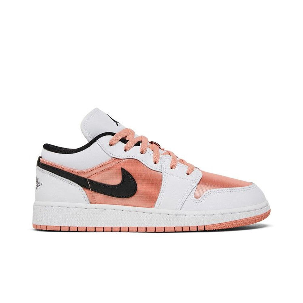 Jordan 1 Low White Light Madder Root (GS) – boční pohled | Purekickz