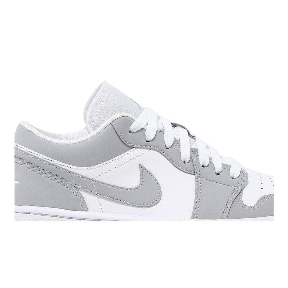 Jordan 1 Low Wolf Grey (W) – detail | Purekickz
