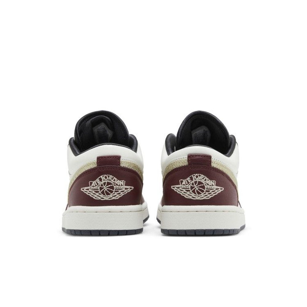 Jordan 1 Low Year of the Dragon (2024) (Women's) – podrážka | Purekickz