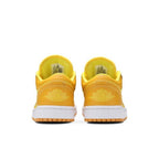 Jordan 1 Low Yellow Strike – pohled shora | Purekickz