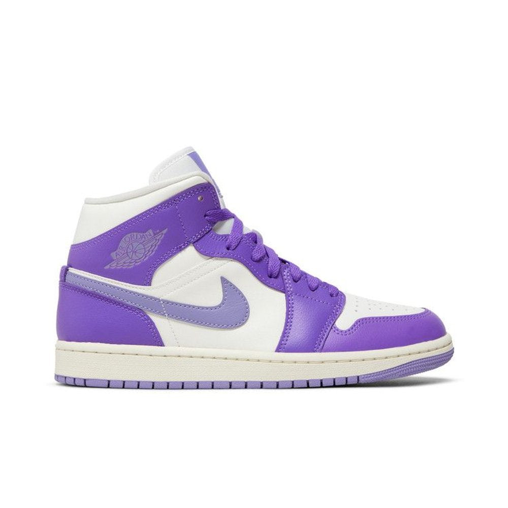Jordan 1 Mid Action Grape (W) – boční pohled | Purekickz