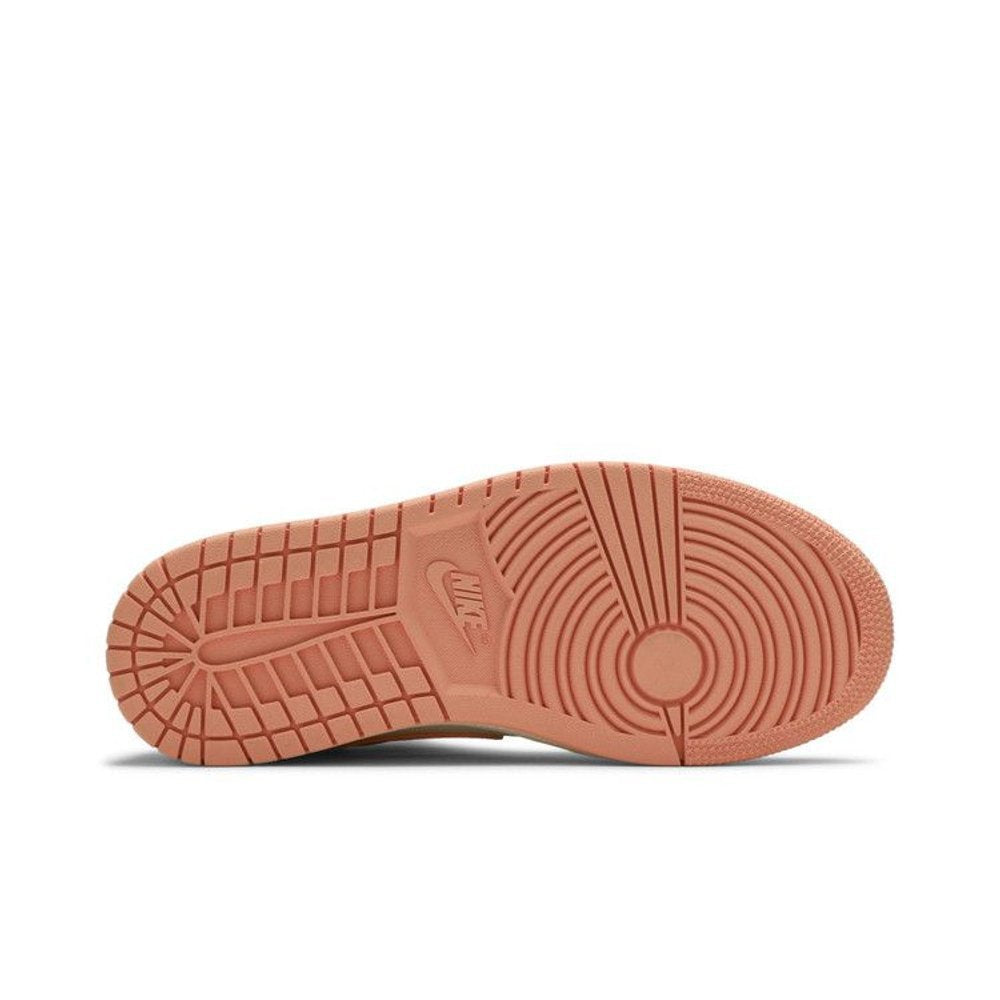 Jordan 1 Mid Apricot Orange (Women's) – zadní pohled | Purekickz