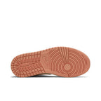 Jordan 1 Mid Apricot Orange (Women's) – zadní pohled | Purekickz