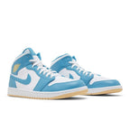 Jordan 1 Mid Aquatone – lifestyle foto | Purekickz