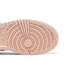 Jordan 1 Mid Arctic Orange Black Toe (GS) – pohled shora | Purekickz