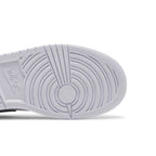 Jordan 1 Mid Barely Grape (GS) – pohled shora | Purekickz