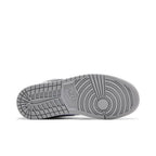 Jordan 1 Mid Barons – zadní pohled | Purekickz