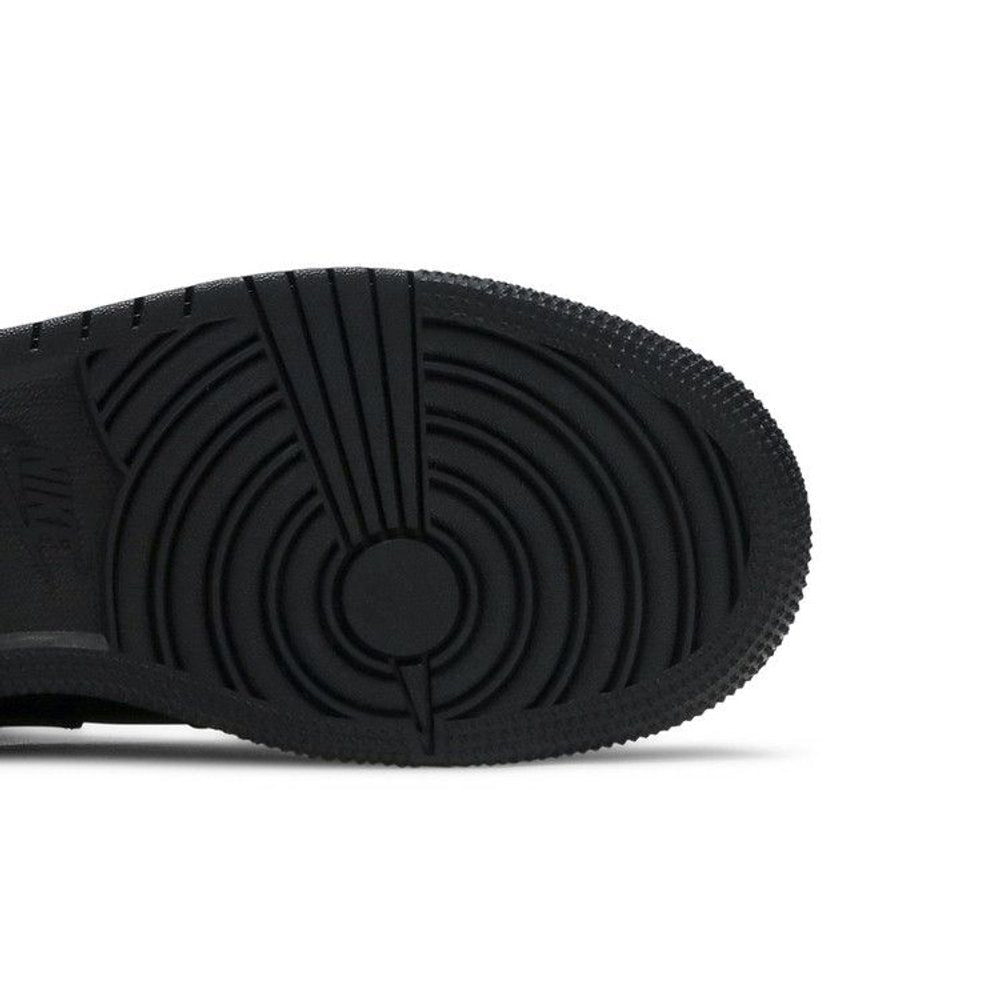 Jordan 1 Mid Black (GS) – pohled shora | Purekickz