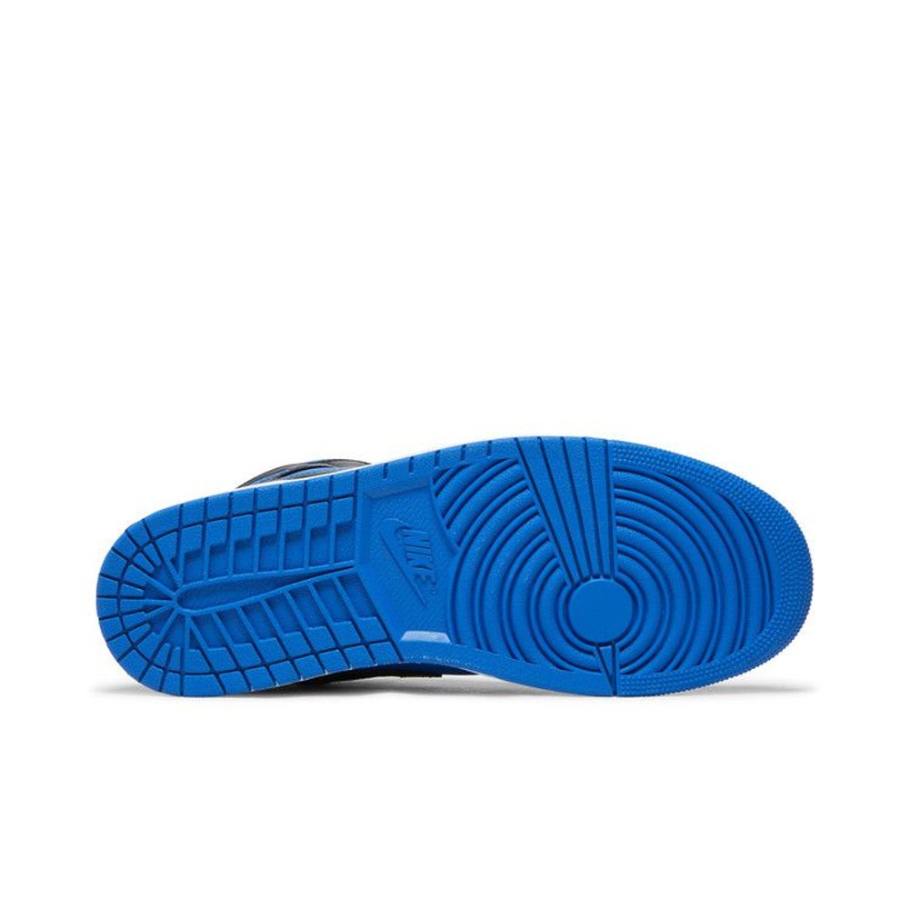 Jordan 1 Mid Black Royal Blue – zadní pohled | Purekickz