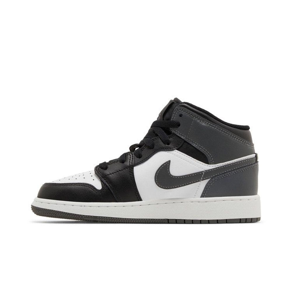 Jordan 1 Mid Black White Iron Grey (GS) – hlavní pohled | Purekickz