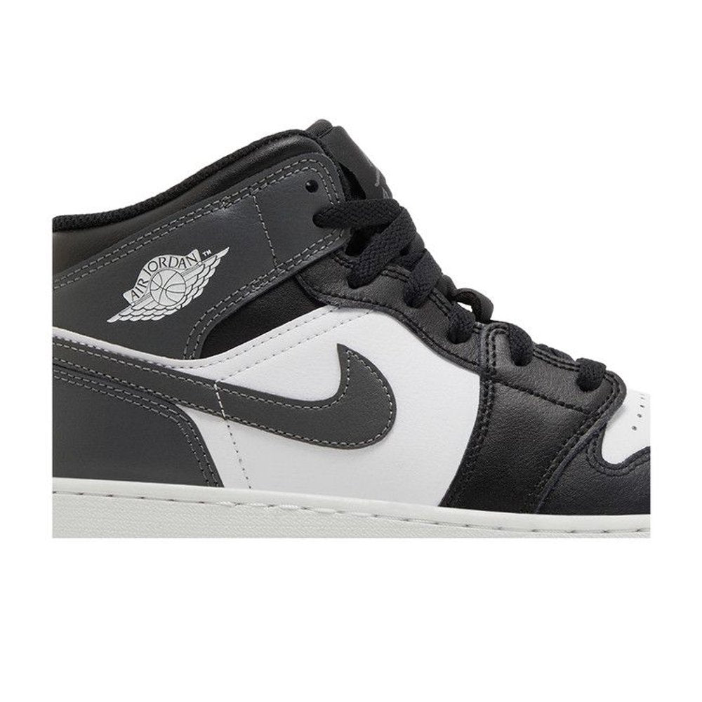 Jordan 1 Mid Black White Iron Grey (GS) – detail | Purekickz
