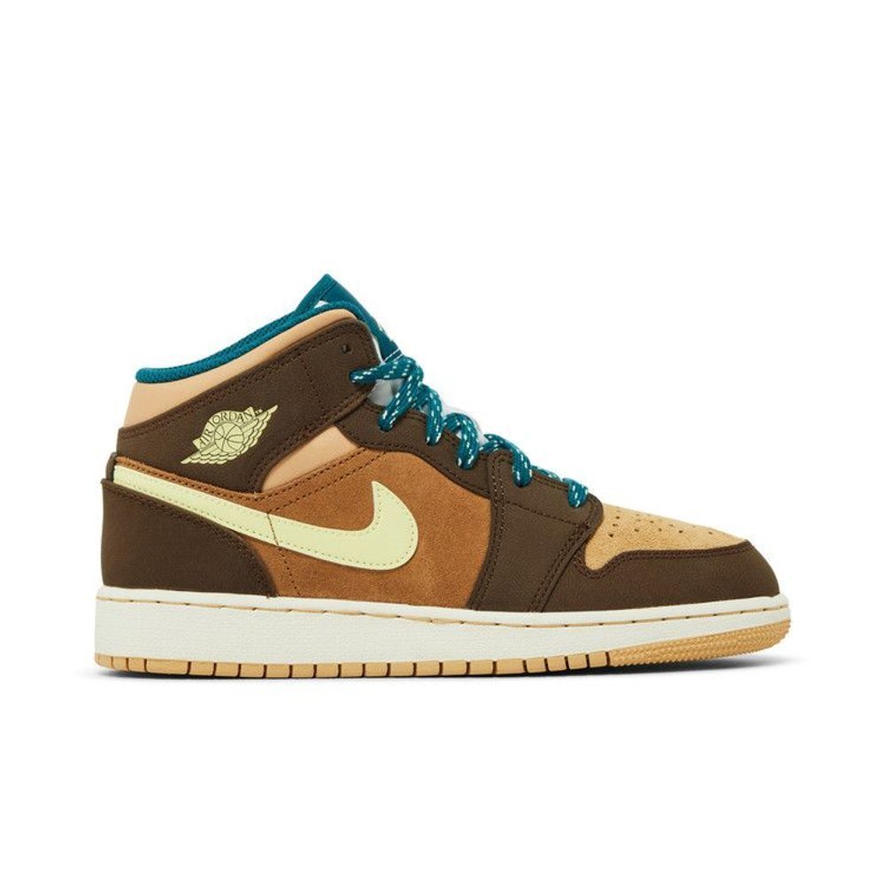 Jordan 1 Mid Cacao Wow (GS) – boční pohled | Purekickz