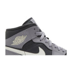 Jordan 1 Mid Cement Grey (W) – detail | Purekickz