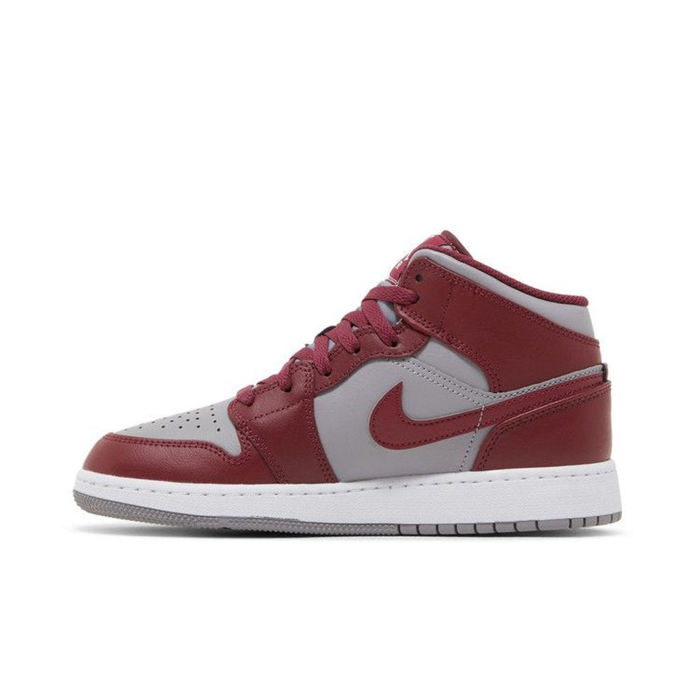 Jordan 1 Mid Cherrywood Red (GS) – hlavní pohled | Purekickz