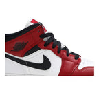 Jordan 1 Mid Chicago (2020) (GS) – detail | Purekickz