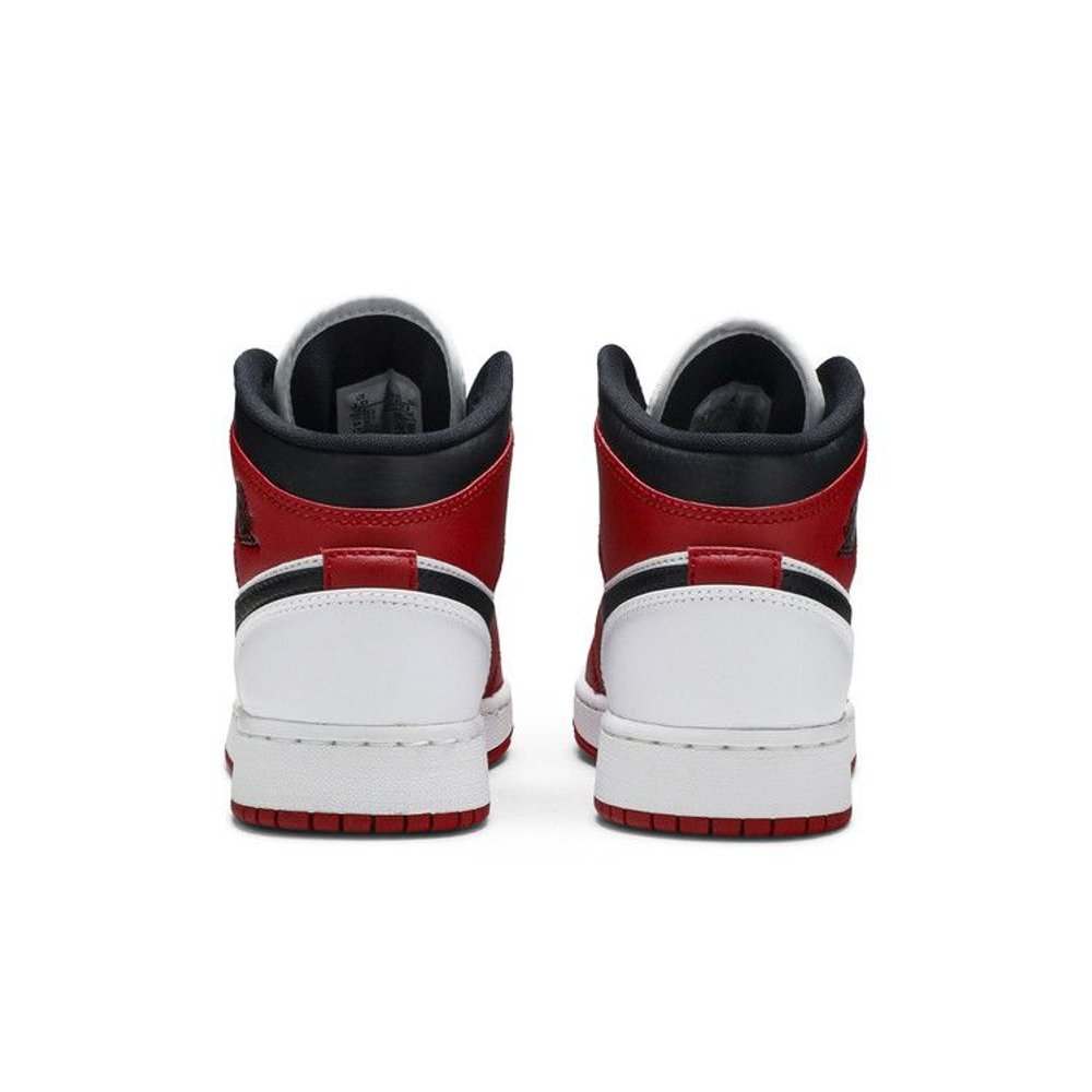 Jordan 1 Mid Chicago (2020) (GS) – podrážka | Purekickz