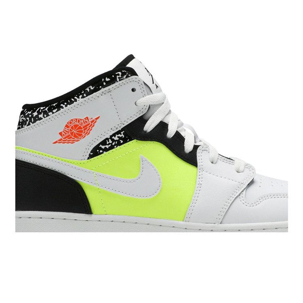Jordan 1 Mid Composition Notebook (GS) – detail | Purekickz