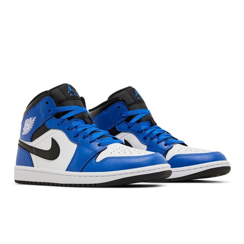 Jordan 1 Mid Game Royal – lifestyle foto | Purekickz