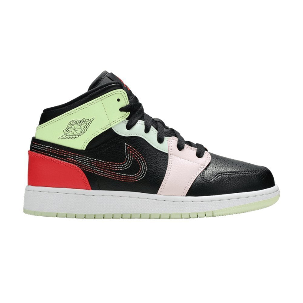 Jordan 1 Mid Glow-In-The-Dark (GS) – boční pohled | Purekickz