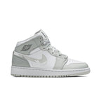 Jordan 1 Mid Grey Camo (GS) – boční pohled | Purekickz